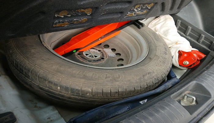 2016 Hyundai Creta BASE 1.4 DIESEL, Diesel, Manual, 79,827 km, tyre