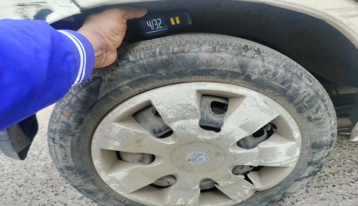 2011 Maruti Alto K10 VXI, Petrol, Manual, 48,085 km, tyre