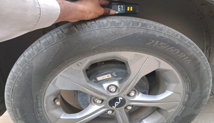 2021 KIA SELTOS HTK PLUS 1.5 IMT, Petrol, Manual, 90,939 km, tyre