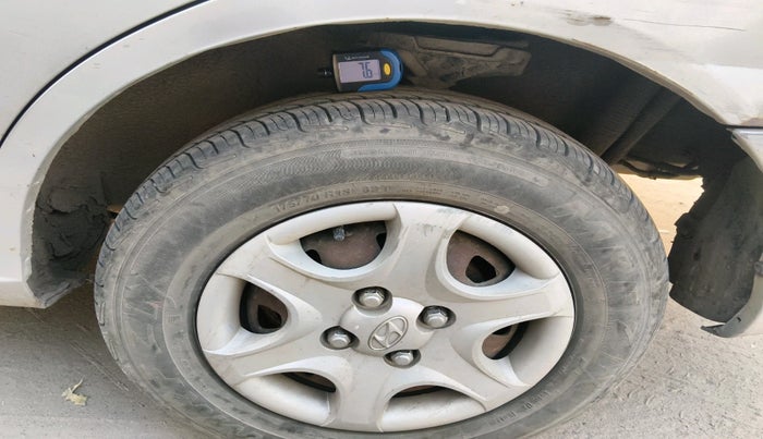 2011 Hyundai Accent GLE, Petrol, Manual, 94,144 km, tyre