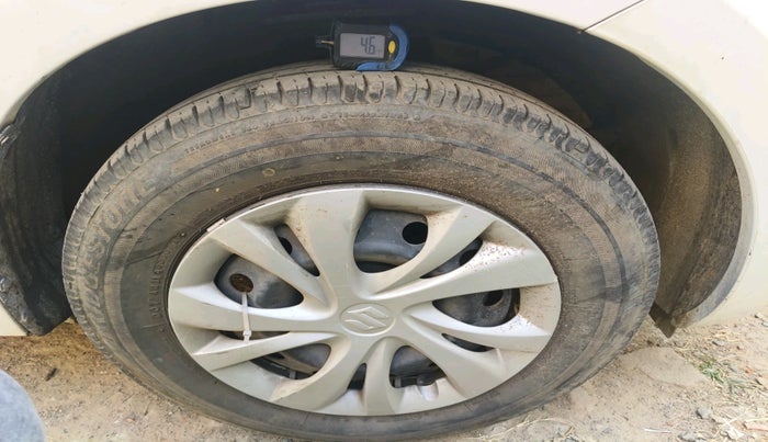 2020 Maruti Swift VXI, Petrol, Manual, 30,662 km, tyre