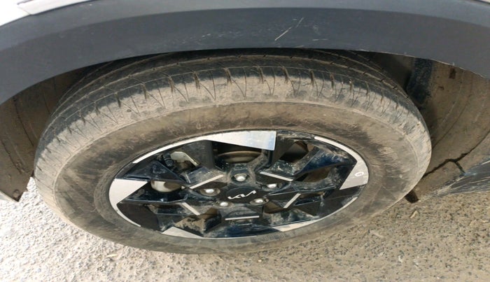 2025 KIA SONET HTK Plus (O) 1.2 Petrol MT, Petrol, Manual, 11,722 km, tyre