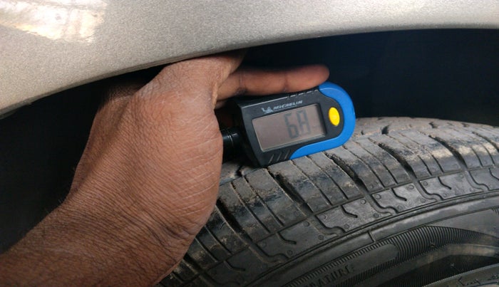 2021 Maruti Dzire VXI AMT, Petrol, Automatic, 60,128 km, tyre