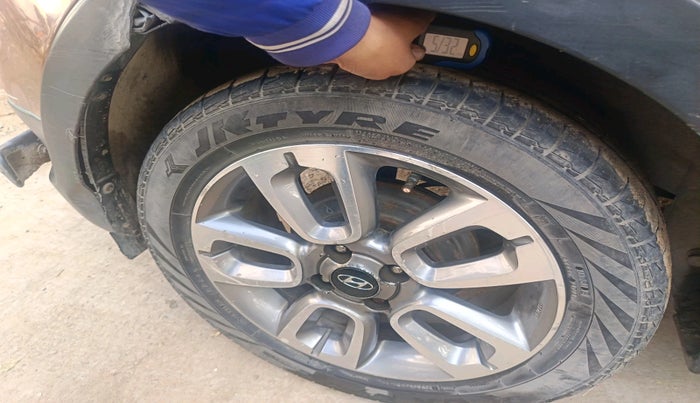 2016 Hyundai Elite i20 ASTA 1.4 CRDI, Diesel, Manual, 2,01,721 km, tyre