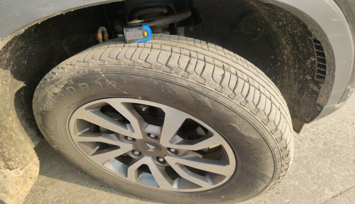 2024 Mahindra SCORPIO-N Z8 DIESEL MT 2WD 7 STR, Diesel, Manual, 30,057 km, tyre