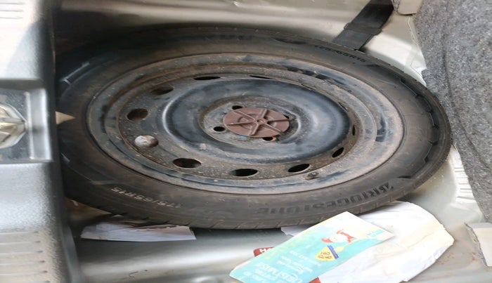 2019 Maruti IGNIS ZETA 1.2 AMT, Petrol, Automatic, 1,41,300 km, tyre