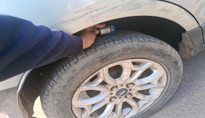 2013 Ford Ecosport TITANIUM 1.5L DIESEL, Diesel, Manual, 1,13,606 km, tyre