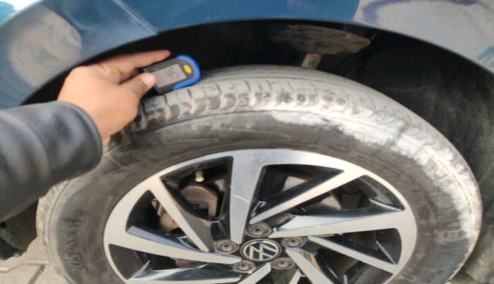 2023 Volkswagen VIRTUS TOPLINE TSI 1.0 AT, Petrol, Automatic, 39,571 km, tyre