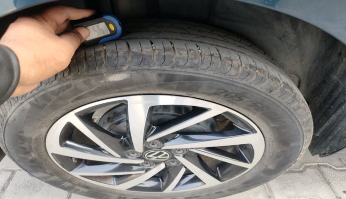 2023 Volkswagen VIRTUS TOPLINE TSI 1.0 AT, Petrol, Automatic, 39,571 km, tyre