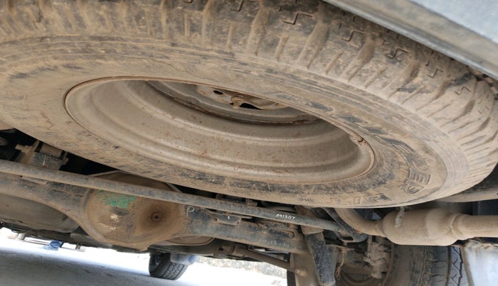 2017 Tata Safari Storme 2.2 VX 4X2, Diesel, Manual, 1,29,685 km, tyre