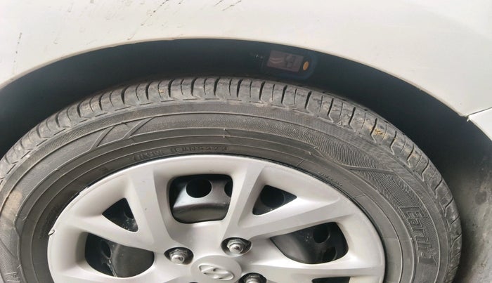 2016 Hyundai Grand i10 SPORTZ 1.2 KAPPA VTVT, Petrol, Manual, 78,119 km, tyre