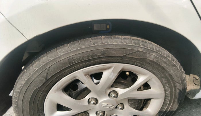 2016 Hyundai Grand i10 SPORTZ 1.2 KAPPA VTVT, Petrol, Manual, 78,119 km, tyre