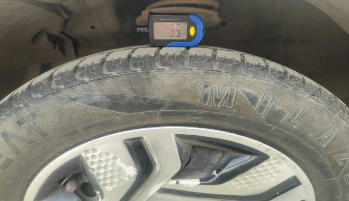 2015 Maruti Swift Dzire VXI AT, Petrol, Automatic, 93,889 km, tyre