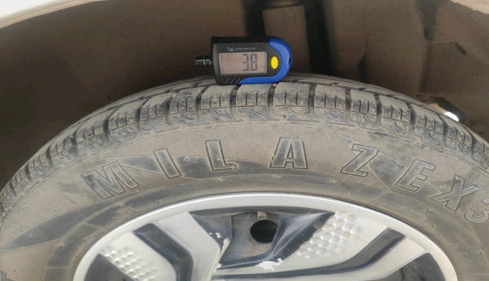 2015 Maruti Swift Dzire VXI AT, Petrol, Automatic, 93,889 km, tyre