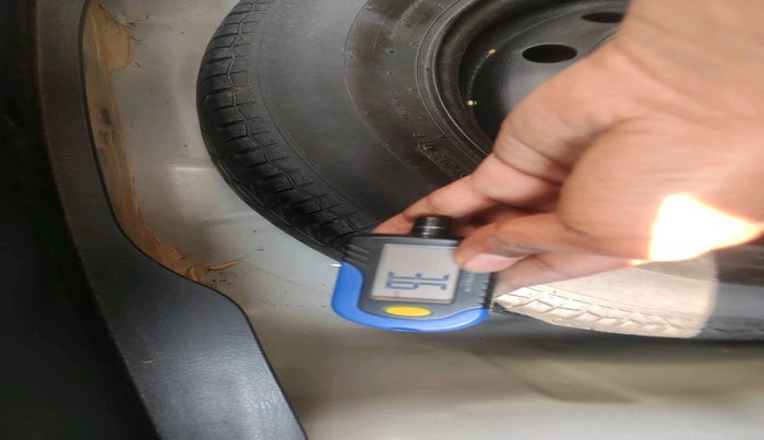 2015 Maruti Swift Dzire VXI AT, Petrol, Automatic, 93,889 km, tyre