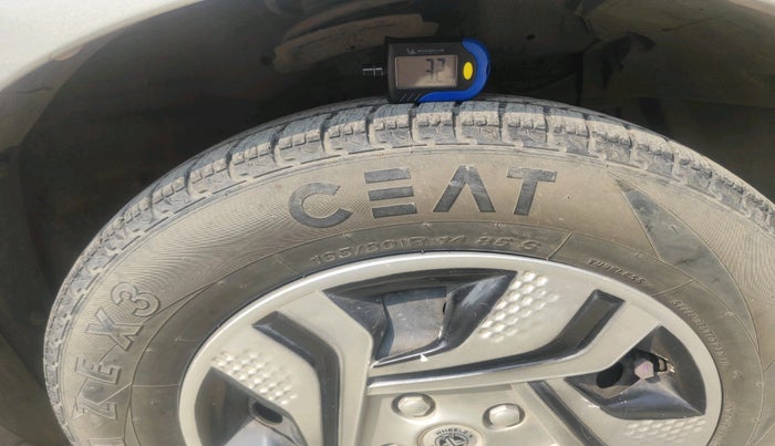 2015 Maruti Swift Dzire VXI AT, Petrol, Automatic, 93,889 km, tyre