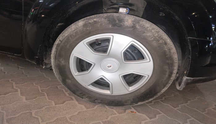 2019 Mahindra XUV500 W5, Diesel, Manual, 63,715 km, tyre