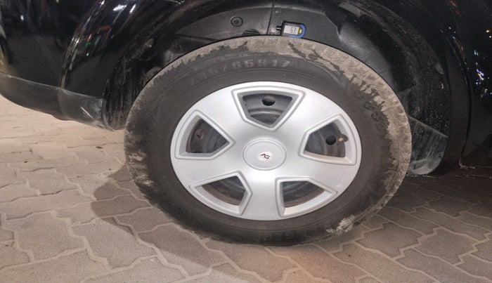 2019 Mahindra XUV500 W5, Diesel, Manual, 63,715 km, tyre