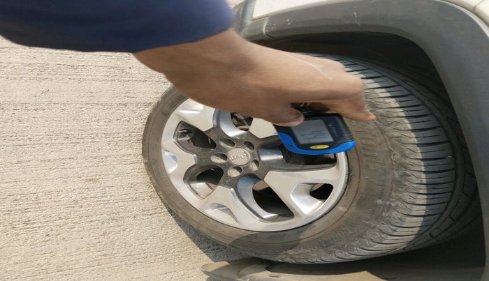 2019 Jeep Compass LIMITED PLUS DIESEL, Diesel, Manual, 1,03,535 km, tyre