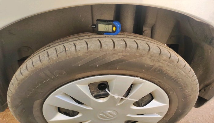 2013 Maruti Swift VDI, Diesel, Manual, 1,94,562 km, tyre