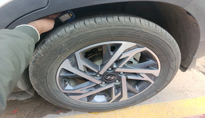 2024 Hyundai Creta SX (O) 1.5 DIESEL AT, Diesel, Automatic, 32,783 km, tyre