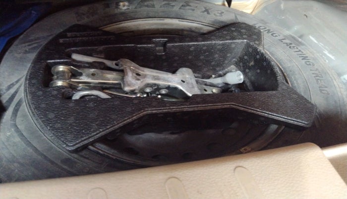 2019 Maruti Celerio ZXI AMT, Petrol, Automatic, 81,199 km, tyre