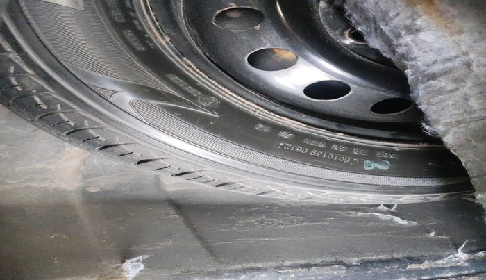 2012 Toyota Etios Liva GD, Diesel, Manual, 2,40,218 km, tyre