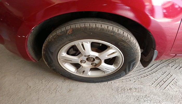 2011 Hyundai i20 ASTA 1.2, Petrol, Manual, 1,00,932 km, tyre