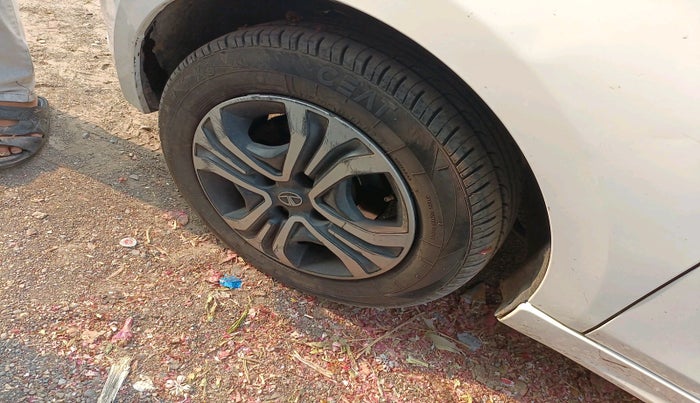 2022 Tata TIGOR XZ PLUS CNG, Petrol, Manual, 1,23,180 km, tyre