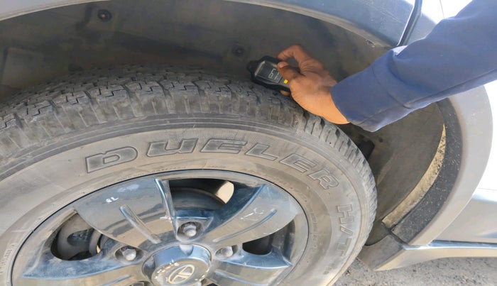 2018 Tata Hexa XM PLUS 4X2 7 STR, Diesel, Manual, 89,681 km, tyre