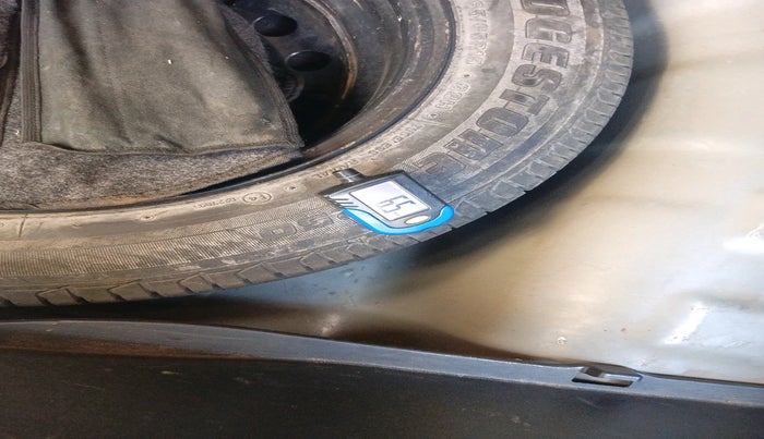 2017 Hyundai Elite i20 ASTA 1.4 CRDI, Diesel, Manual, 1,45,769 km, tyre