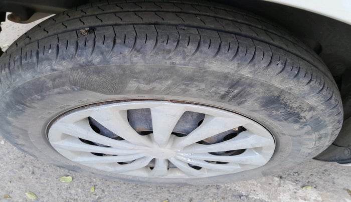 2018 Maruti Swift VDI, Diesel, Manual, 84,338 km, tyre