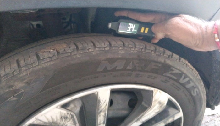 2016 Mahindra Kuv100 K6 D 6 STR, Diesel, Manual, 86,274 km, tyre