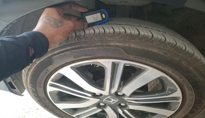 2024 Honda Amaze 1.2L I-VTEC VX CVT, Petrol, Automatic, 8,427 km, tyre