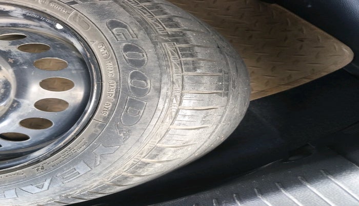 2018 Hyundai Grand i10 SPORTZ 1.2 KAPPA VTVT, Petrol, Manual, 42,160 km, tyre