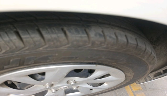 2018 Hyundai Grand i10 SPORTZ 1.2 KAPPA VTVT, Petrol, Manual, 42,160 km, tyre