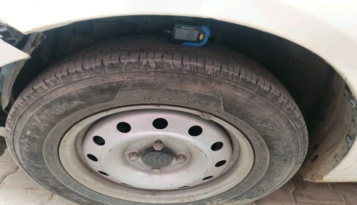 2022 Maruti Swift Dzire TOUR S-CNG (O), Petrol, Manual, 1,50,344 km, tyre