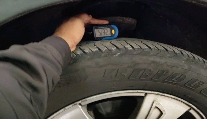 2012 Mahindra XUV500 W8, Diesel, Manual, 1,47,951 km, tyre