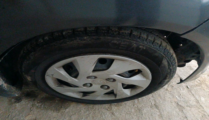 2015 Honda Amaze 1.5L I-DTEC S, Diesel, Manual, 69,582 km, tyre