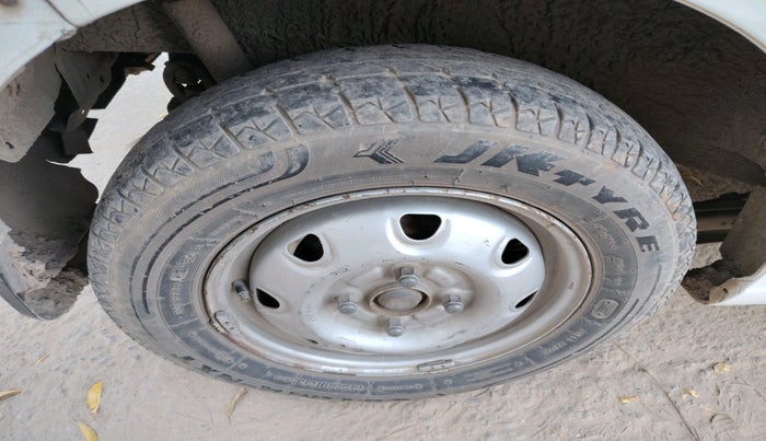 2018 Maruti Wagon R 1.0 LXI CNG, Petrol, Manual, 1,10,729 km, tyre