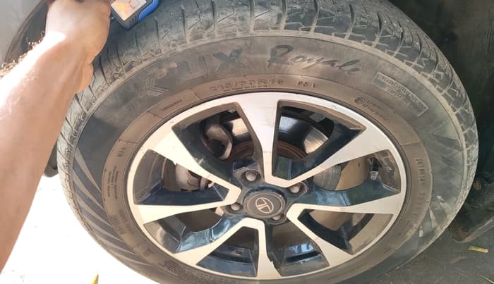 2021 Tata NEXON XZ PLUS PETROL SUNROOF, Petrol, Manual, 81,068 km, tyre