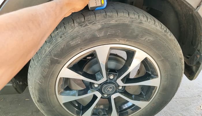 2021 Tata NEXON XZ PLUS PETROL SUNROOF, Petrol, Manual, 81,068 km, tyre