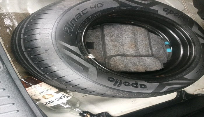 2020 Hyundai Creta SX 1.5 DIESEL, Diesel, Manual, 1,62,447 km, tyre