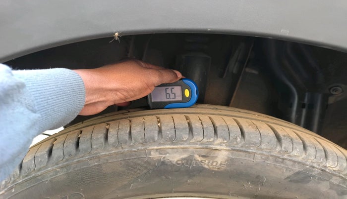 2022 Renault TRIBER RXZ, Petrol, Manual, 14,221 km, tyre