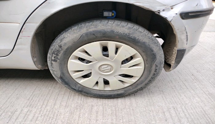 2012 Maruti Swift VDI, Diesel, Manual, 2,27,479 km, tyre