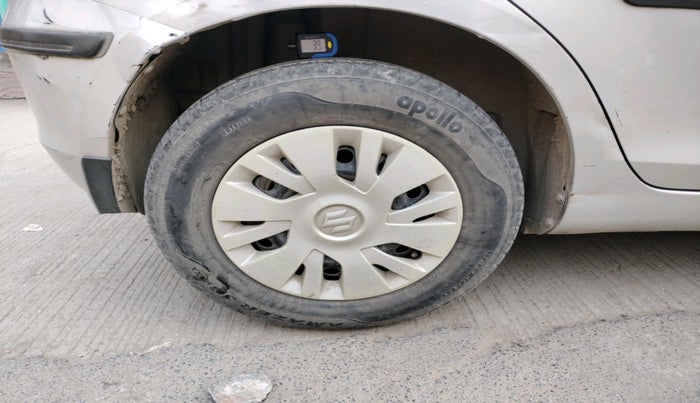 2012 Maruti Swift VDI, Diesel, Manual, 2,27,479 km, tyre