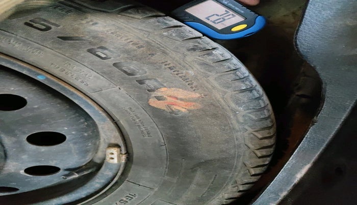 2014 Maruti Swift Dzire VXI, Petrol, Manual, 1,00,819 km, tyre