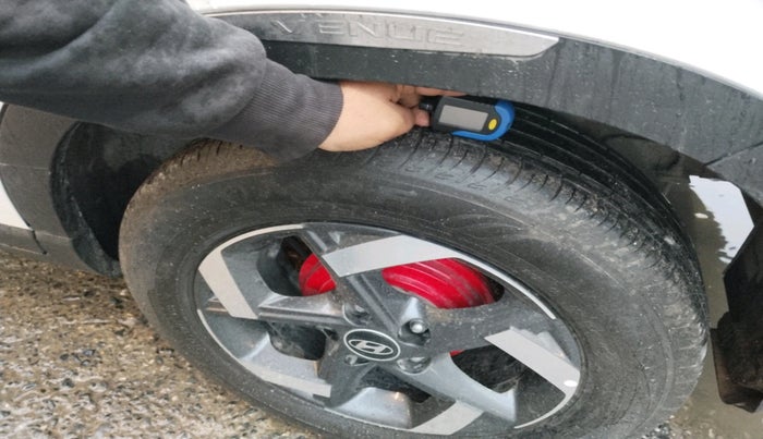 2019 Hyundai VENUE SX PLUS 1.0 TURBO DCT, Petrol, Automatic, 34,003 km, tyre