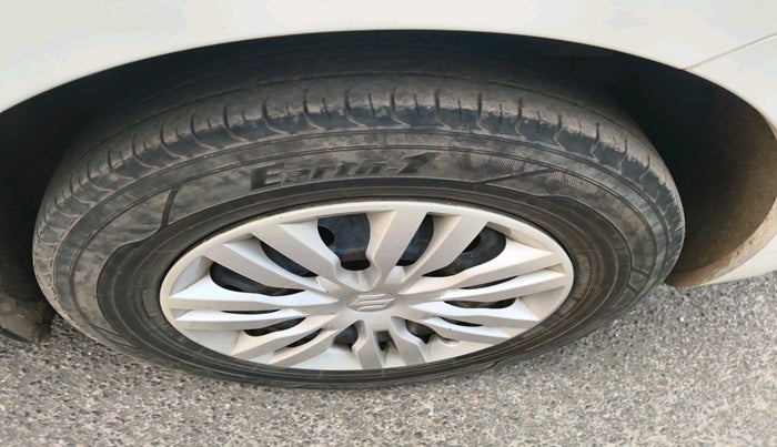 2018 Maruti Dzire VXI, Petrol, Manual, 87,802 km, tyre