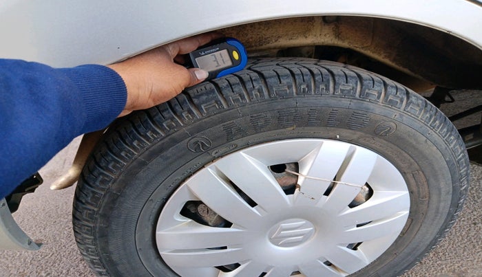 2015 Maruti Alto 800 LXI, Petrol, Manual, 36,432 km, tyre